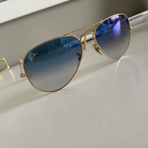 Ray ban aviators - great condition